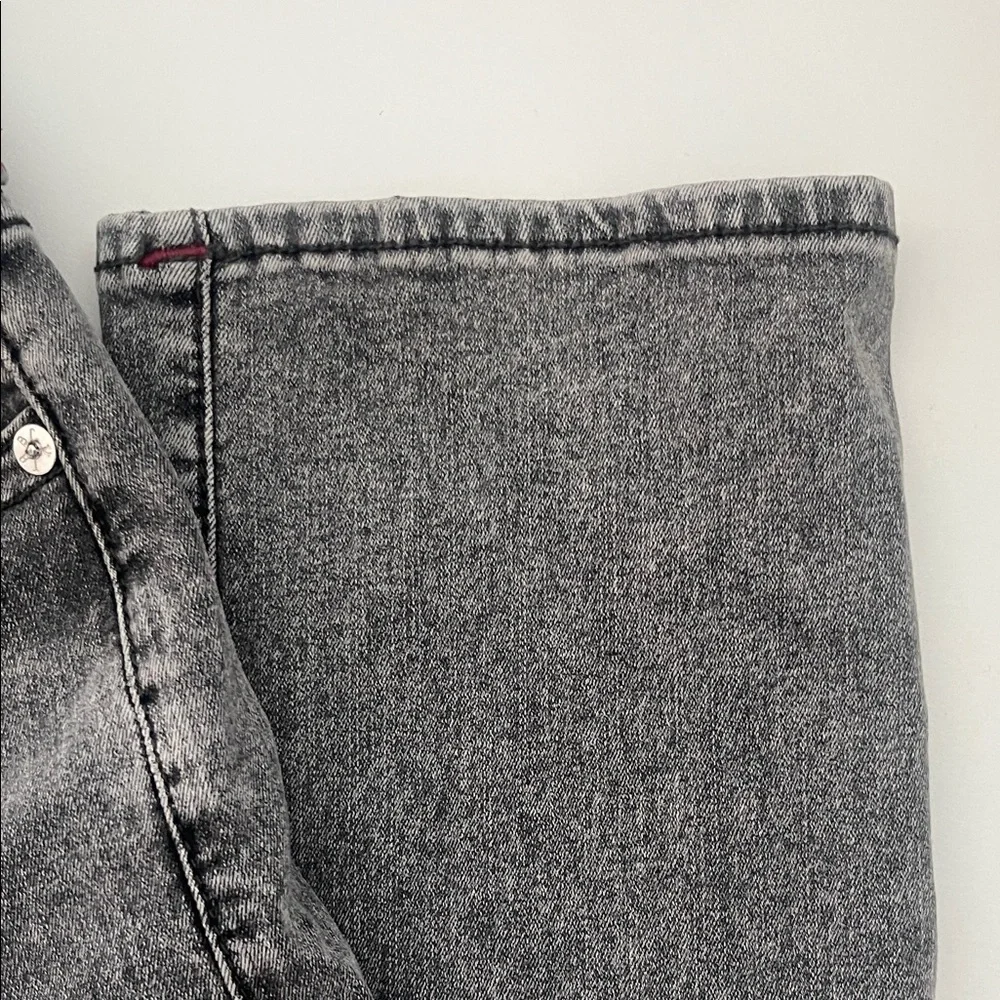 True Religion Mens Black Jeans with Red Stitching - Picture 6 of 6